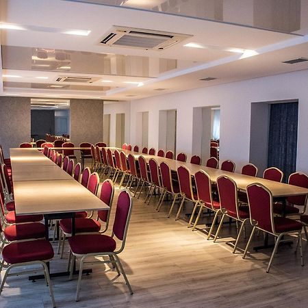 Villa Malva Lomianki Ngoại thất bức ảnh