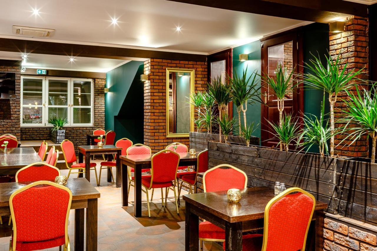 Villa Malva Lomianki Ngoại thất bức ảnh