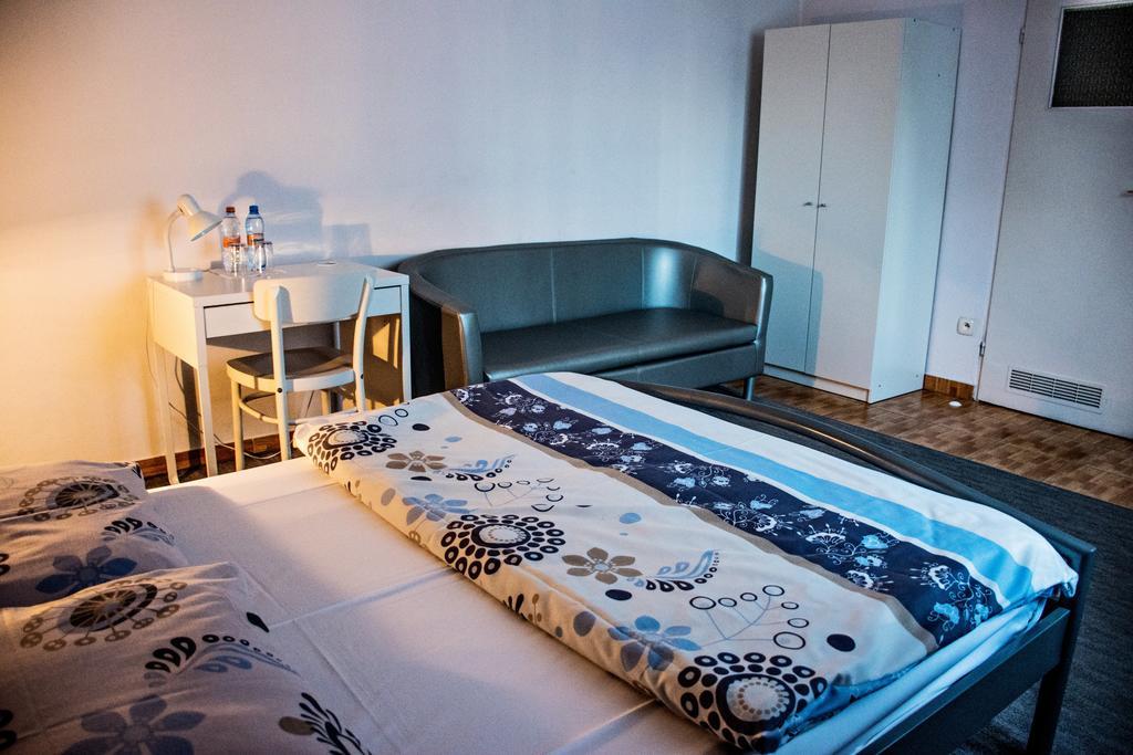 Villa Malva Lomianki Ngoại thất bức ảnh